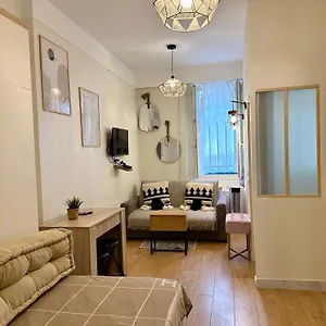  Appartement Arc De Triomphe -marie Antoinette Garden France