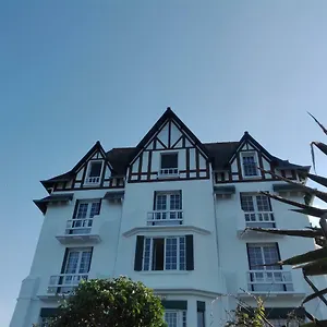  Appartement De Villégiature Pieds Dans L'eau France